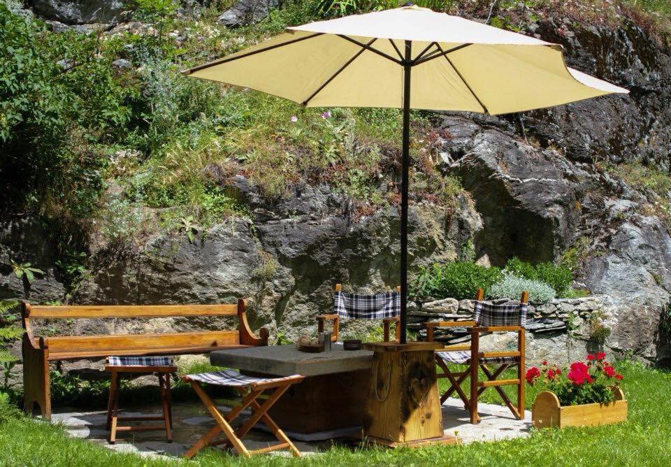 Bed & Breakfast Lo Djoua De Toueno