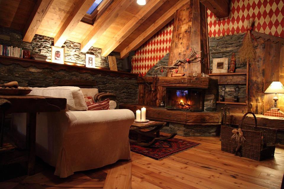 Lo Djoua De Toueno Bed & Breakfast