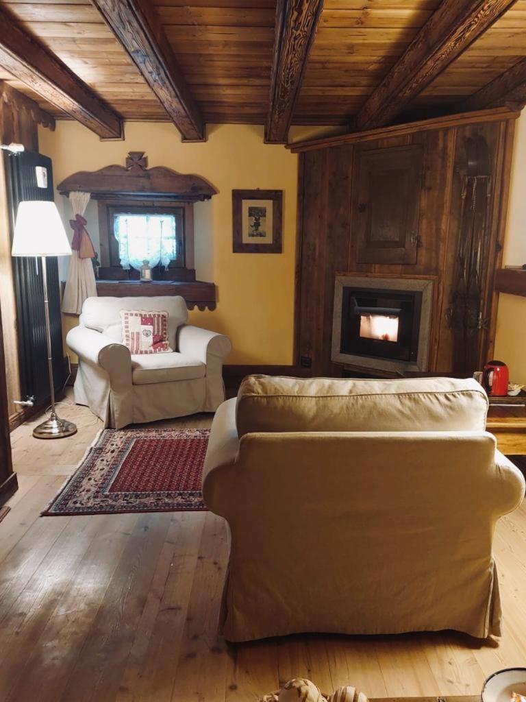 Lo Djoua De Toueno Bed & Breakfast *